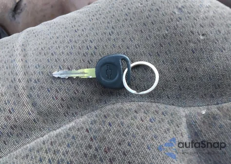 1999 Chevrolet Silverado 1500 Ls из США, поврежденный, VIN 2GCEK19T6X1206425